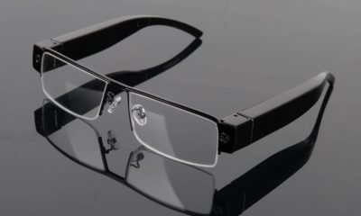 Video glasses with full HD recording and lens in the temple arm